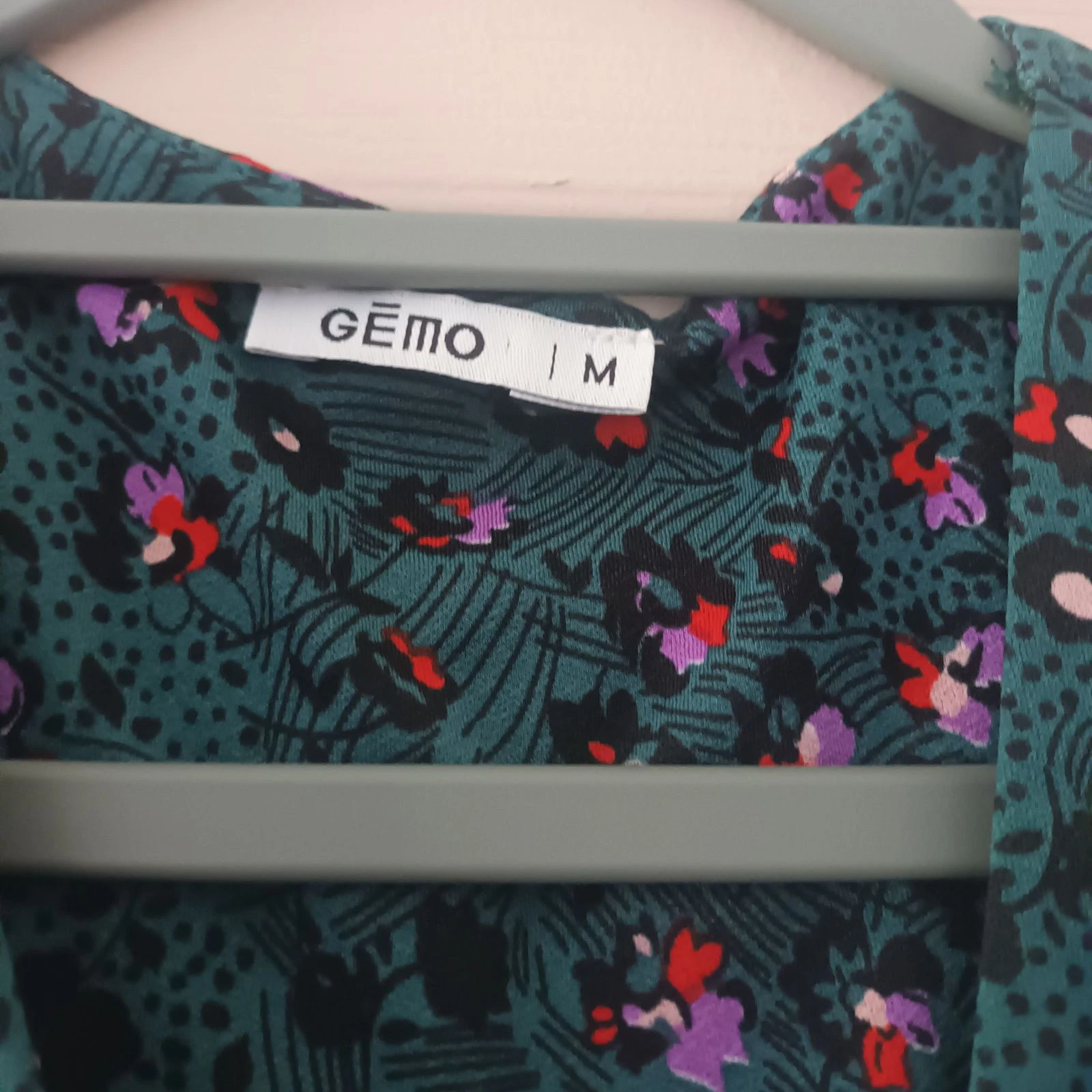 Bloemenblouse GÉMO – Maat 38 (M) – Eenden Groen / Transparante mouwen – photo 3
